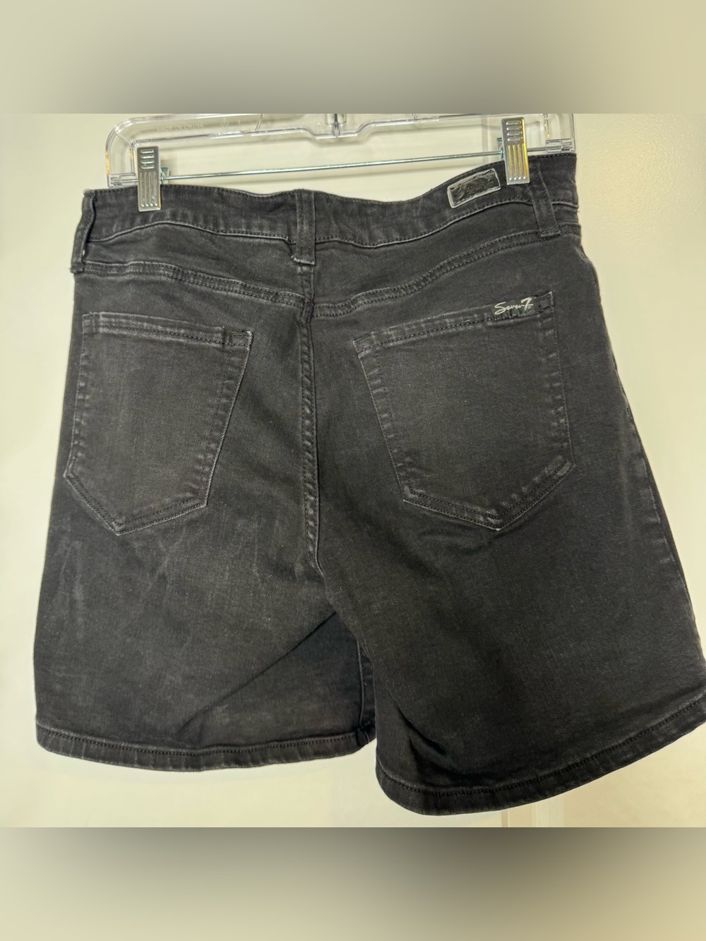 Seven7 Black Denim distressed weekend Shorts cotton blend stretch size 8 - Picture 3 of 4